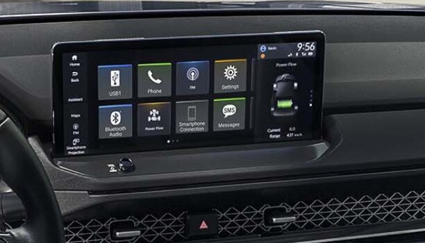 Gros plan de l’écran tactile couleur.