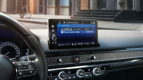 Closeup of touchscreen displaying the HondaLink™ interface. 