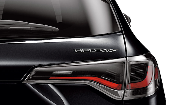 Closeup of HPD emblem on back of black HR-V