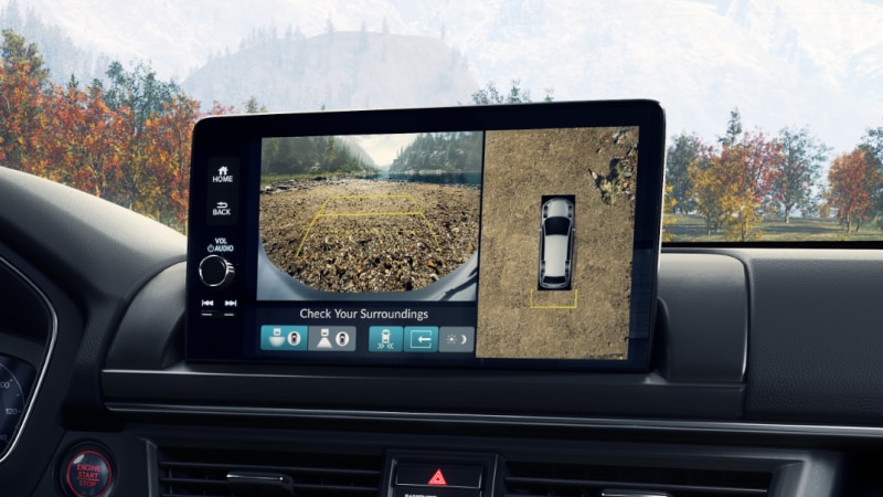 Tableau de bord du Pilot avec écran tactile affichant le système de caméra multiangle.