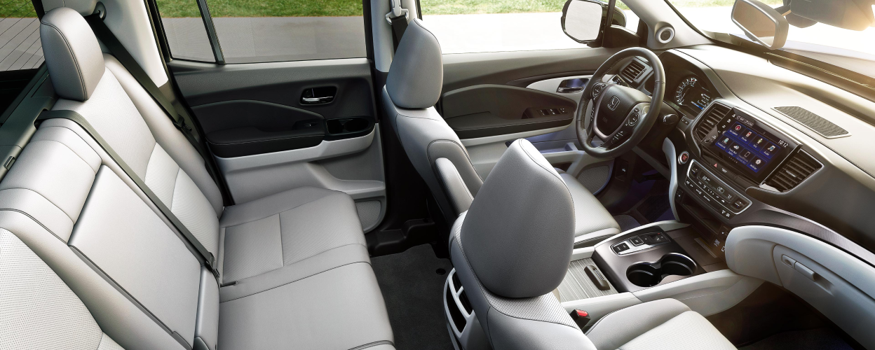 3/4 interior side view of Ridgeline seats.