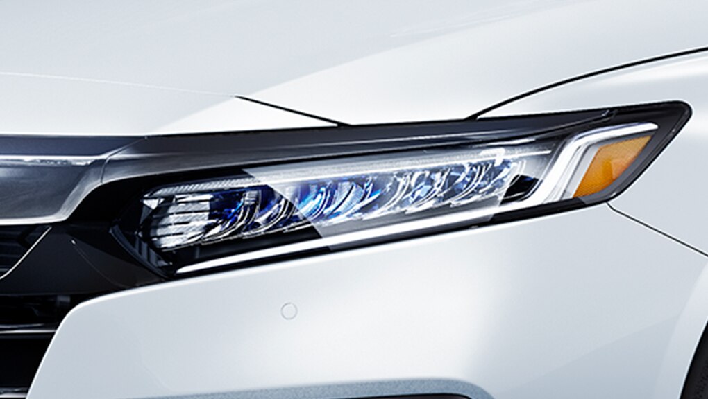 Image of 2020 Honda Accord Hybrid headlights.