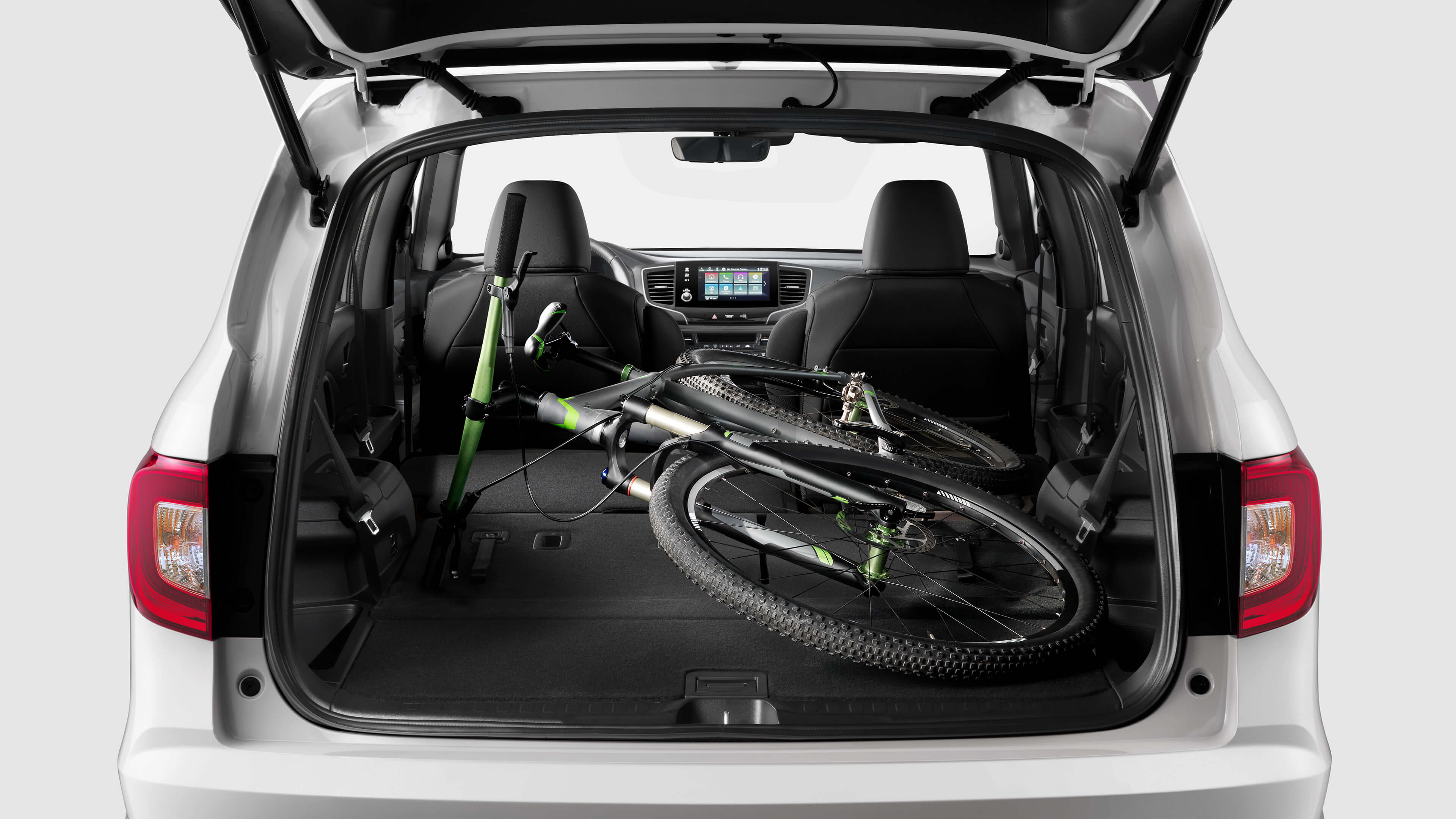 2020 Honda Pilot interior cargo space