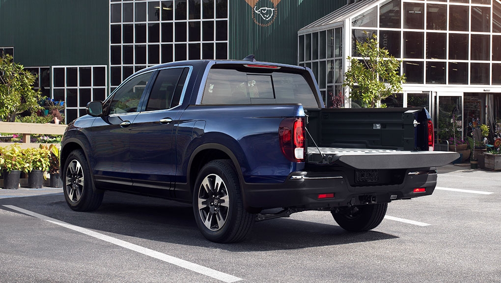 Beautiful 2018 Image Of 2018 Ridgeline Dual Action Tailgate On Honda Ridgeline Black Edition 2018 honda ridgeline black edition. Beautiful 2018 Image Of 2018 Ridgeline Dual Action Tailgate On Honda Ridgeline Black Edition