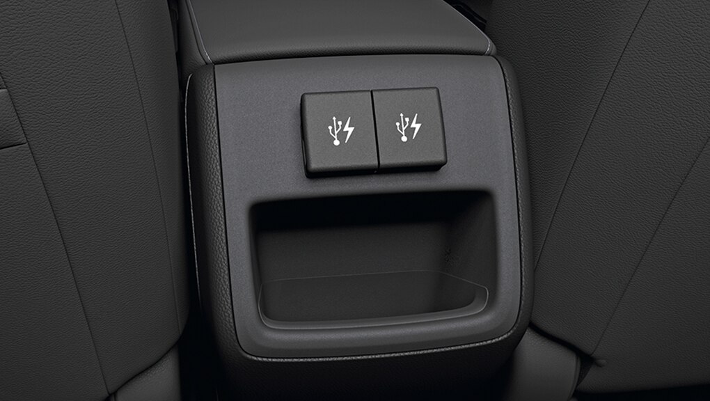 Image of 2021 Honda Accord Hybrid rear USB ports.