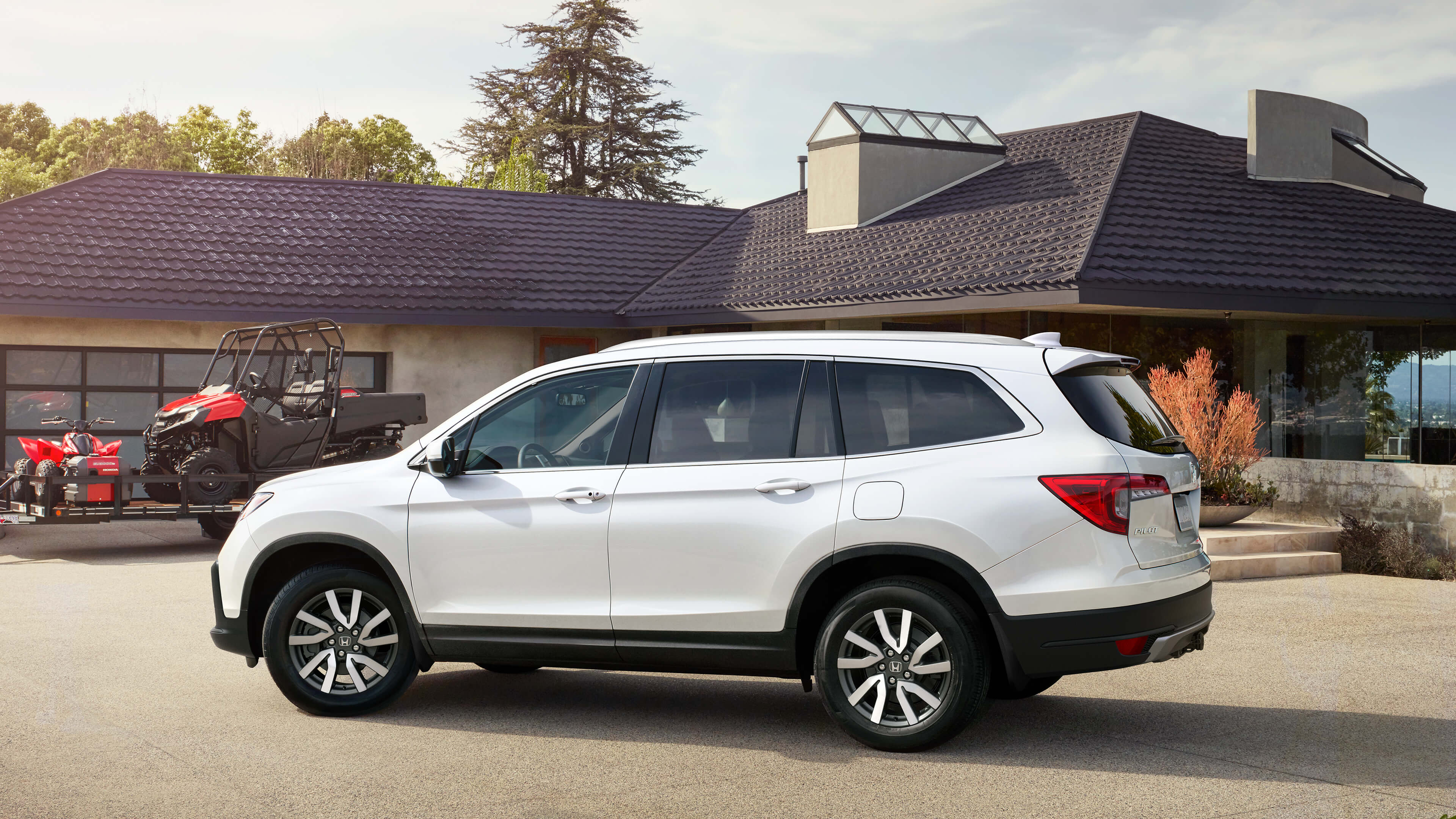 Exterior Photo Gallery | The 2021 Pilot | Honda Canada