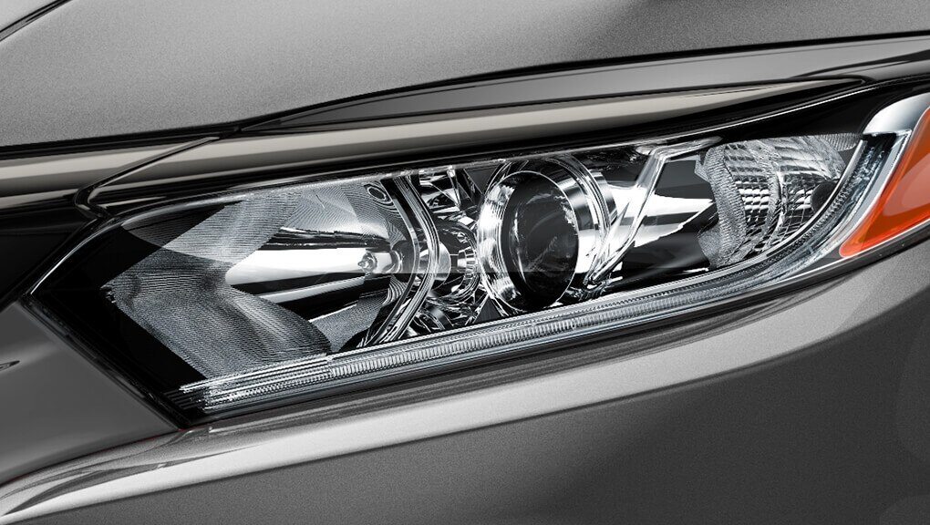 Close-up of halogen headlights on 2022 Honda HR-V. 